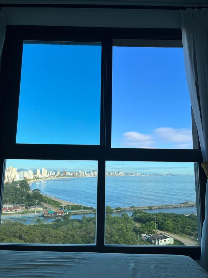 Apartamento Novo Frente Mar Com Piscina Em Home Club ペーニャ エクステリア 写真
